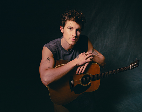 SHAWN MENDES